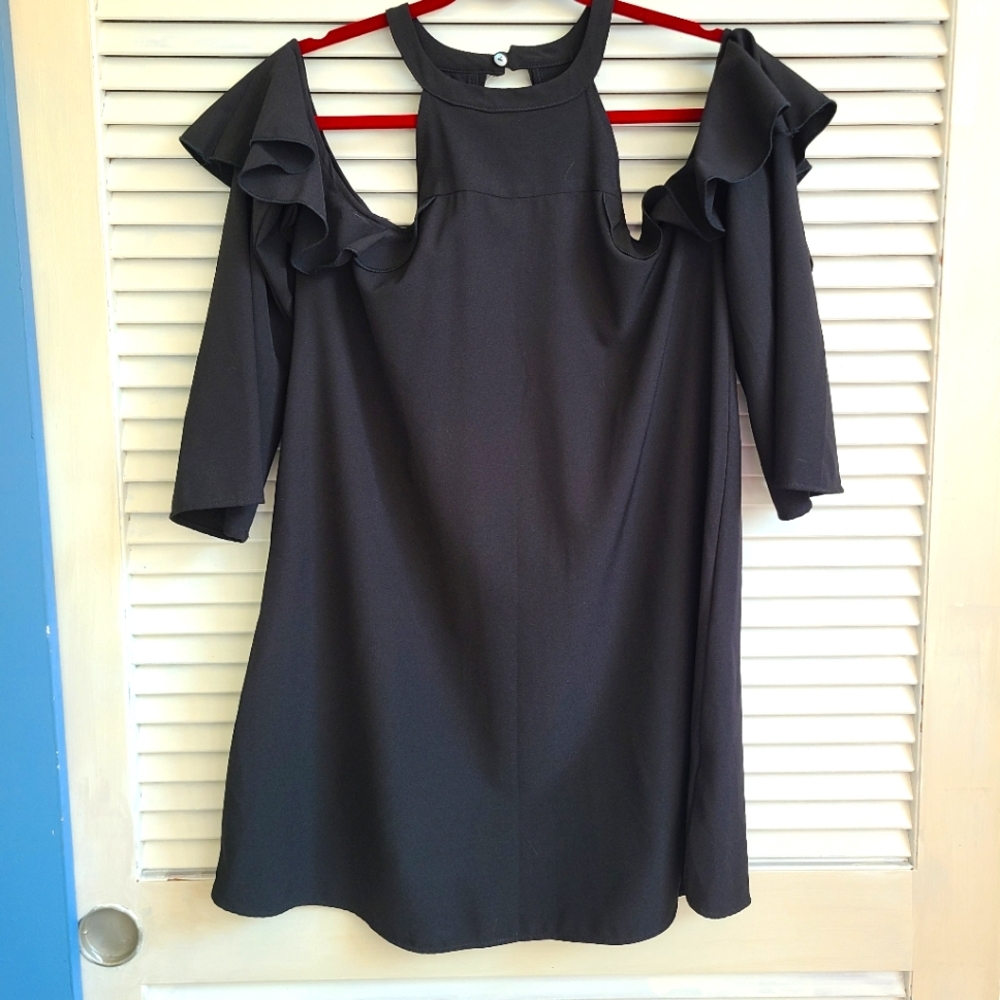 Love Kuza | Black open shoulder blouse with choker collar neck | Size medium